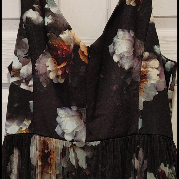 Ignite Evenings Floral Dress Embellished Belt 14 - Picture 4 of 4